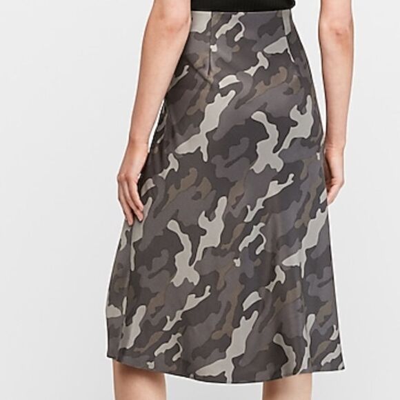 Express- Black & Grey Camo Satin Midi Skirt - Picture 2 of 7